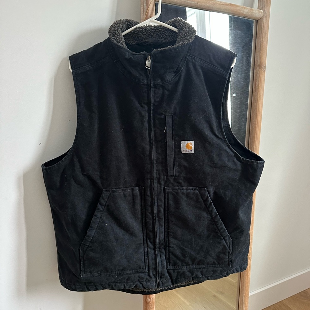 Carhartt Men's Black loose fit Vest - Picture 2 of 5